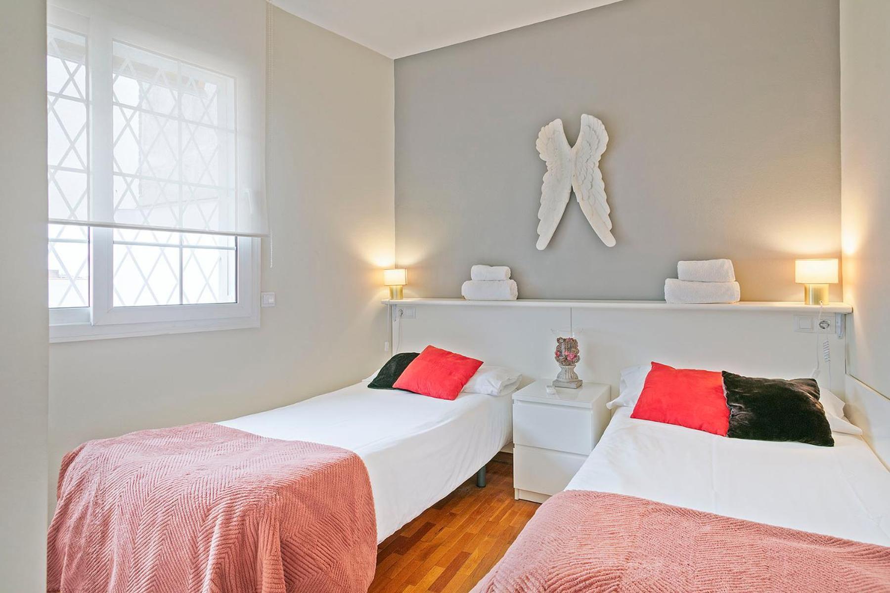 Sarria Attic Apartment Barcelona Bagian luar foto