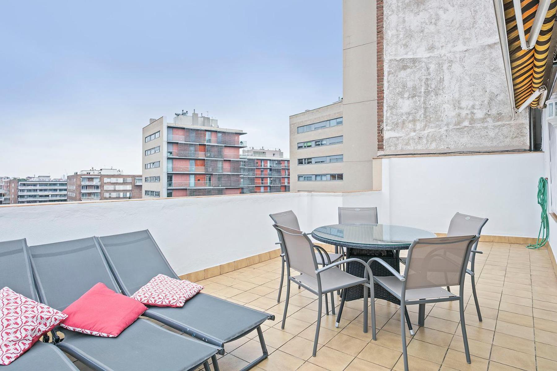 Sarria Attic Apartment Barcelona Bagian luar foto