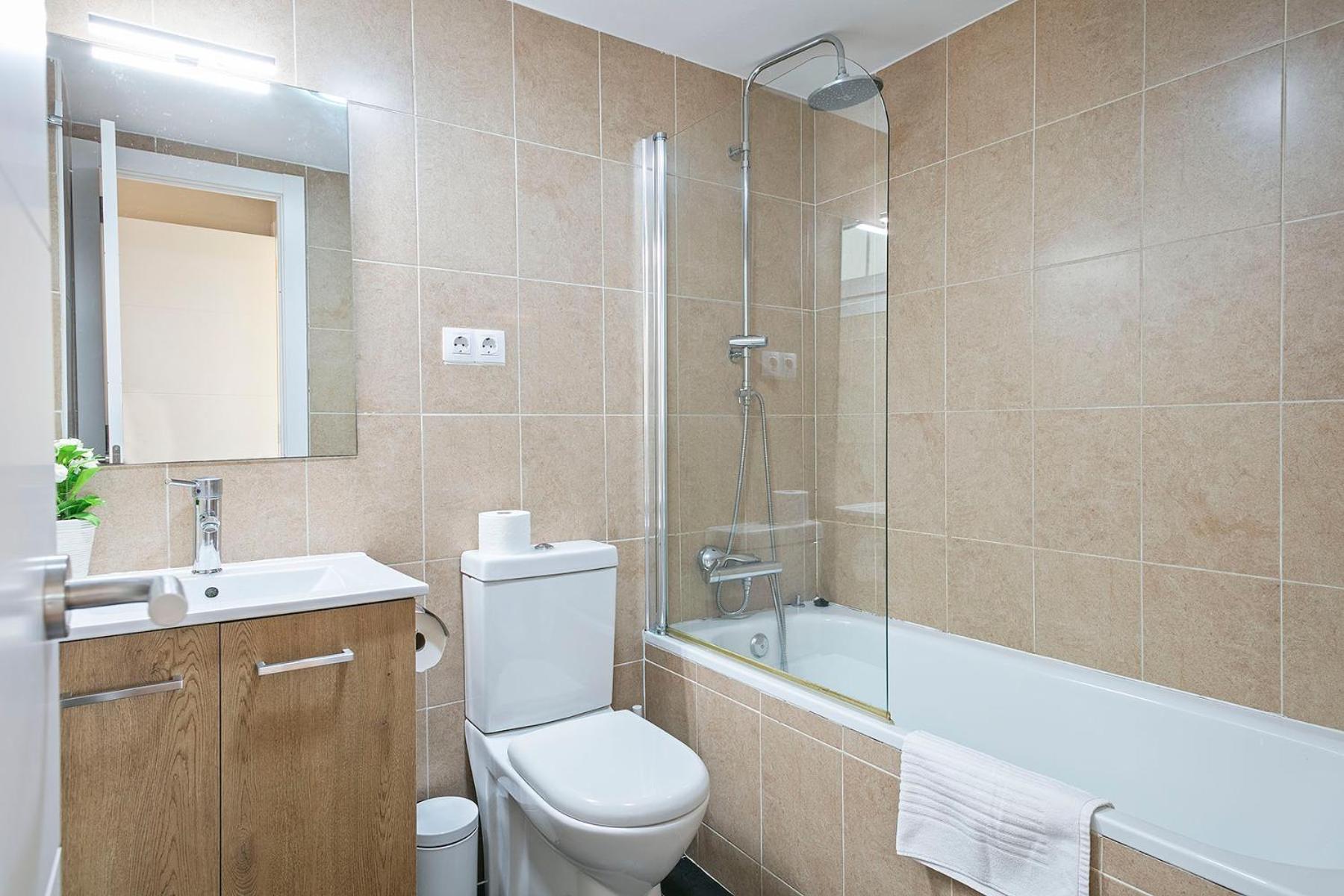 Sarria Attic Apartment Barcelona Bagian luar foto